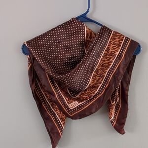 SALE💥 Yuan Brown and Tan Patterned Scarf